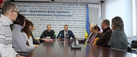 Житло стає ближчим: підписано перші у 2018 році договори з учасниками програми «Доступне житло»